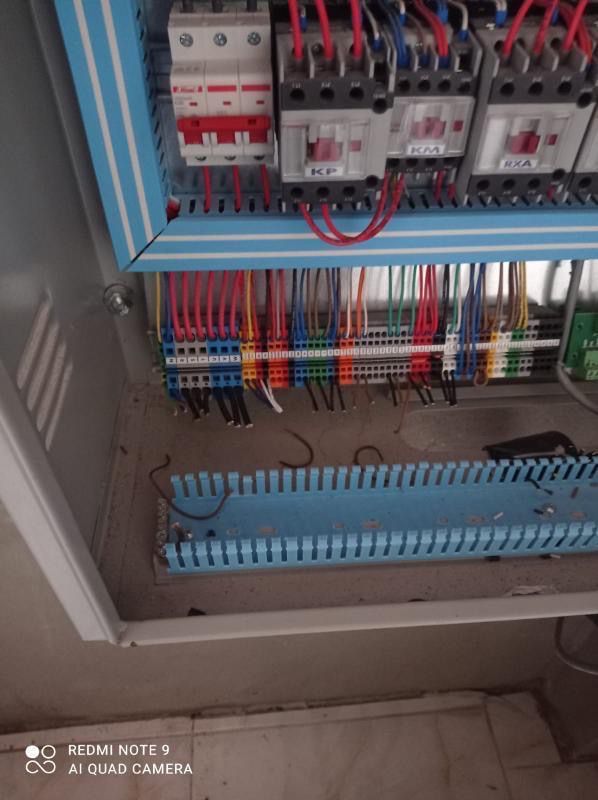 Hırsızlar Asansör Tesisatını Çaldı