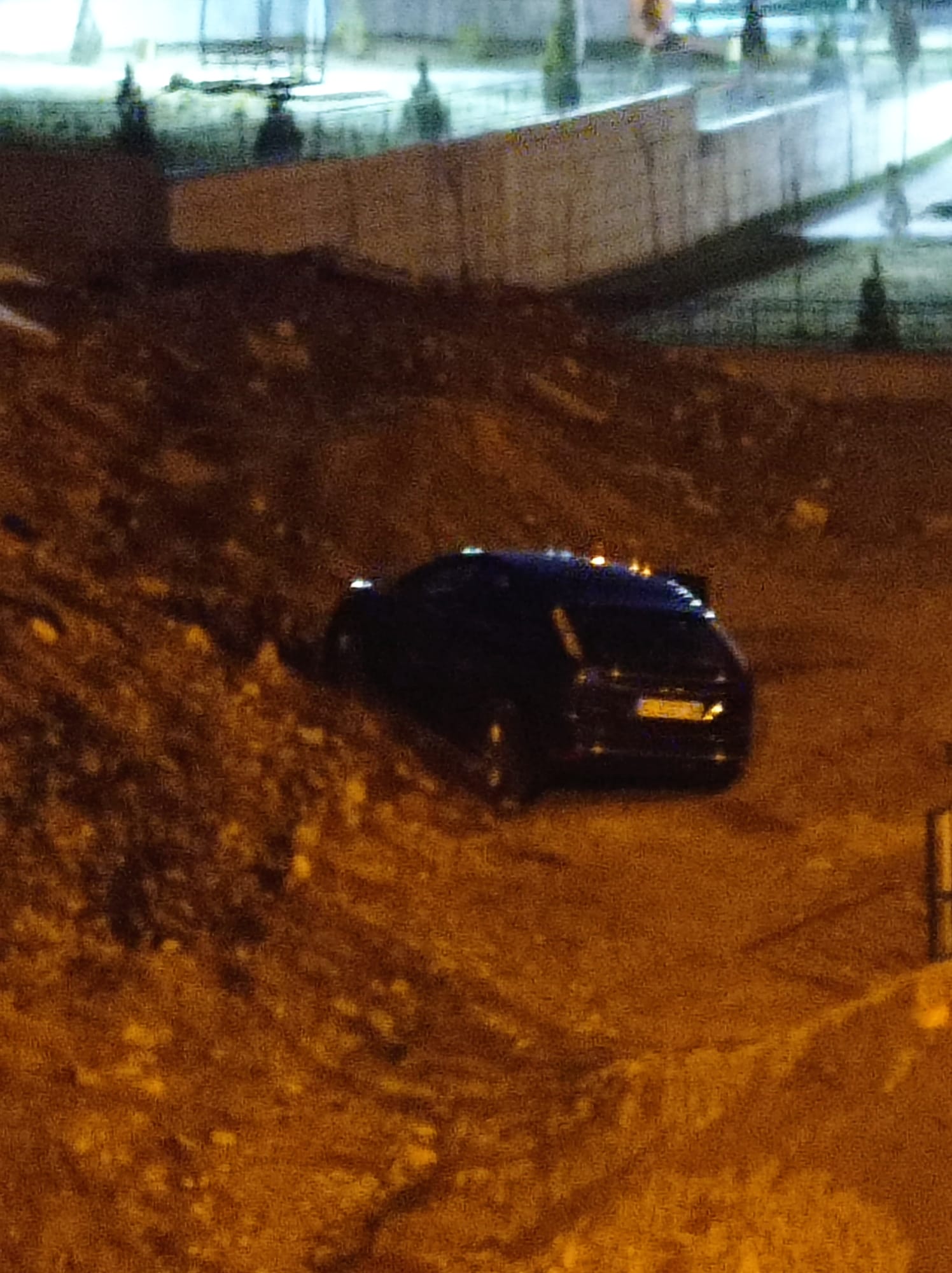 Siirt'e Bir Araç Şarampole Devrildi: 2 Yaralı 2 Siirt'e Bir Araç Şarampole Devrildi: 2 Yaralı