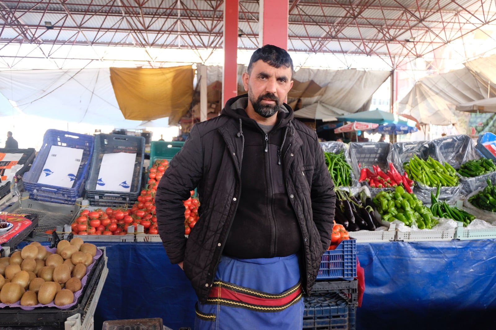 Siirtli Esnaf: "Mezeleri Azalttık, Böyle Giderse Kaldıracağız" 2 Siirtli Esnaf: "Mezeleri Azalttık, Böyle Giderse Kaldıracağız"