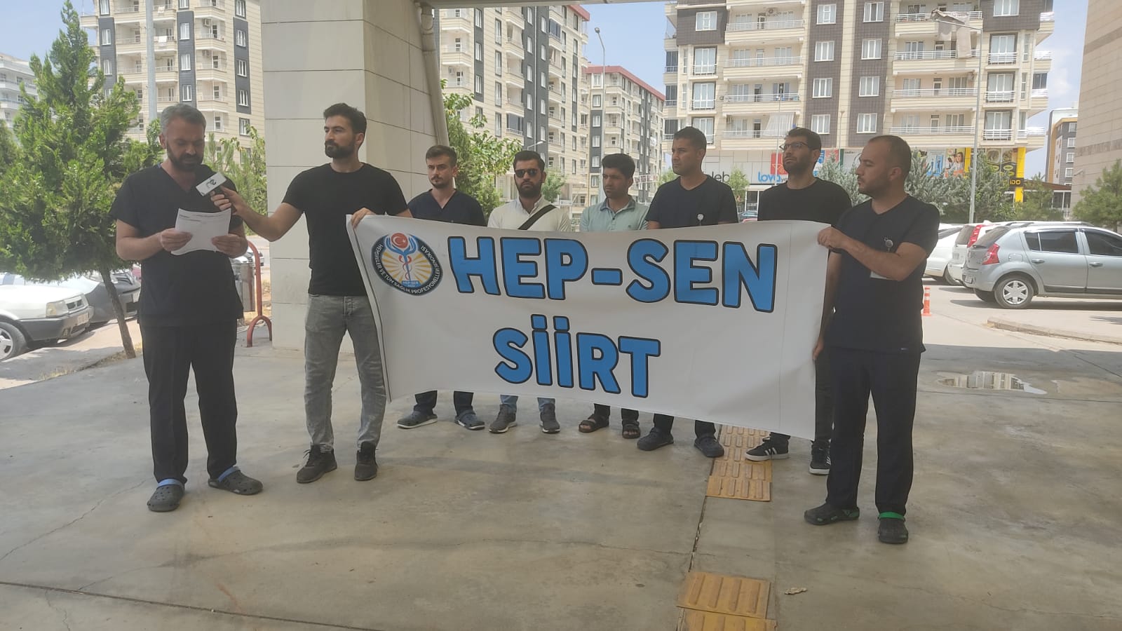 HEP-SEN: “Şiddet Uygulayanın Nasıl Cezalandırılacağı Değil, Şiddetin Nasıl Önleneceğinin Planlamasını İstiyoruz” 1 HEP-SEN: “Şiddet Uygulayanın Nasıl Cezalandırılacağı Değil, Şiddetin Nasıl Önleneceğinin Planlamasını İstiyoruz”
