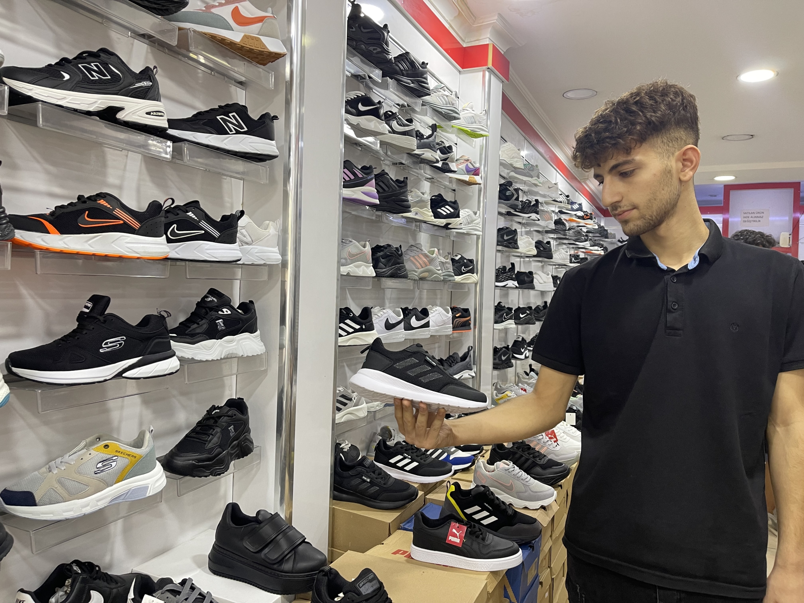 Yerel Esnaf Online Alışverişe Geçiyor