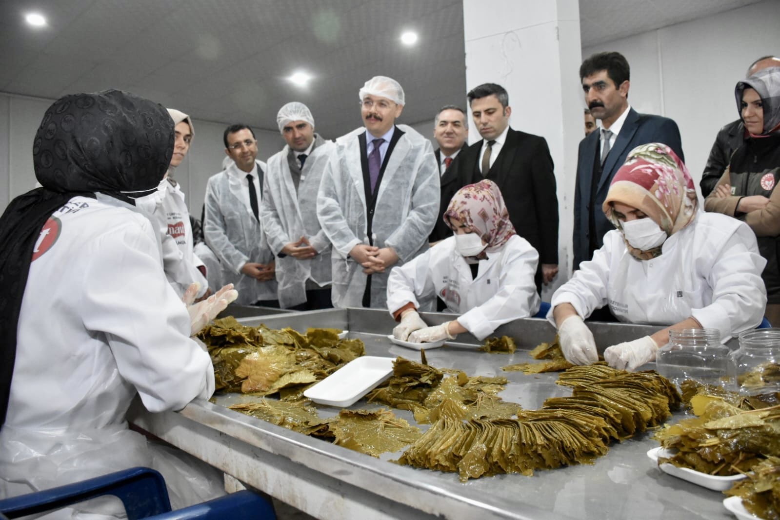 Siirt'te 7 Kadının Bir Araya Gelerek Açtığı Tesis Üretimlerine Devam Ediyor
