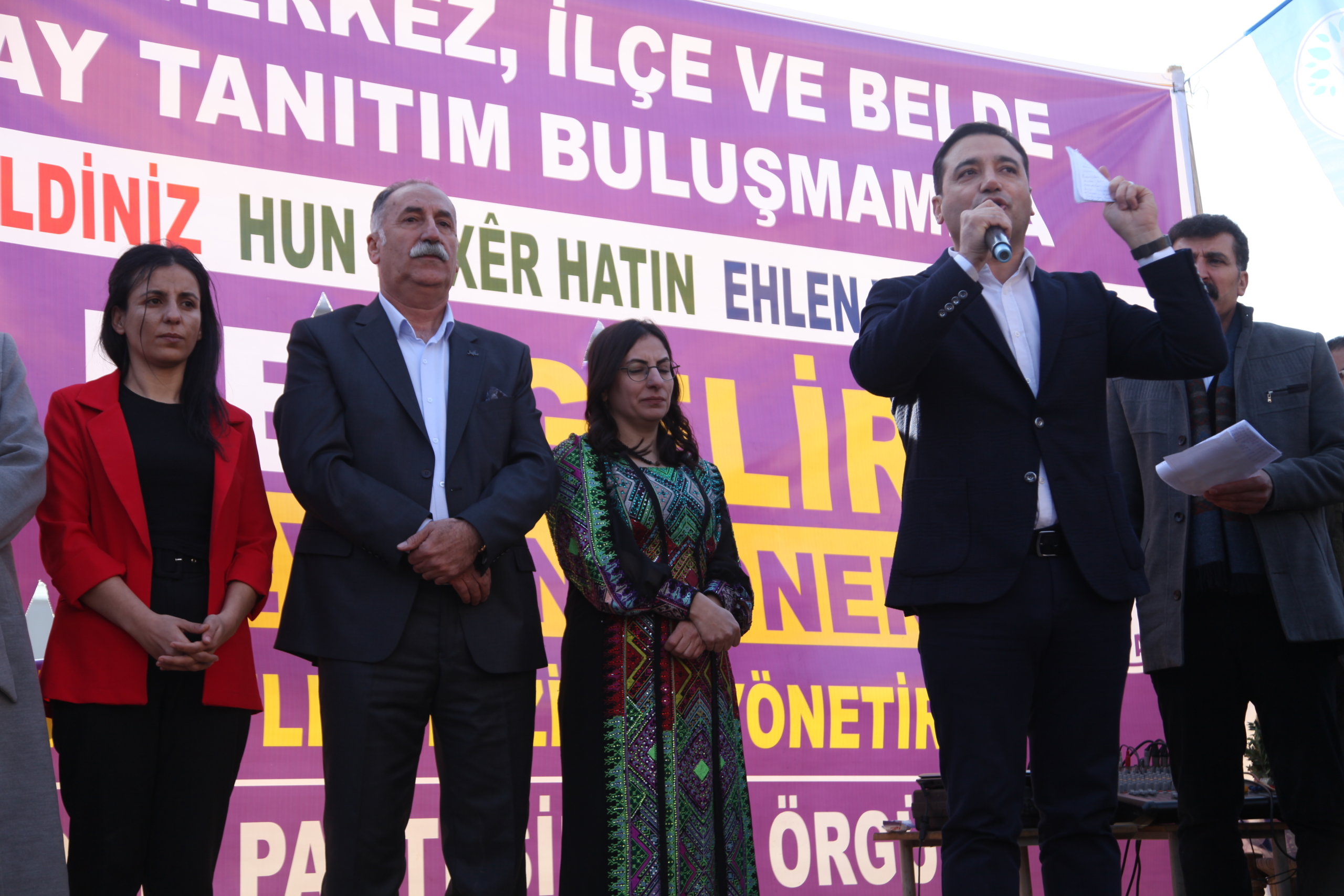 DEM Partili Tekin: “Haram Oylarla Seçim Kazanılmaz”