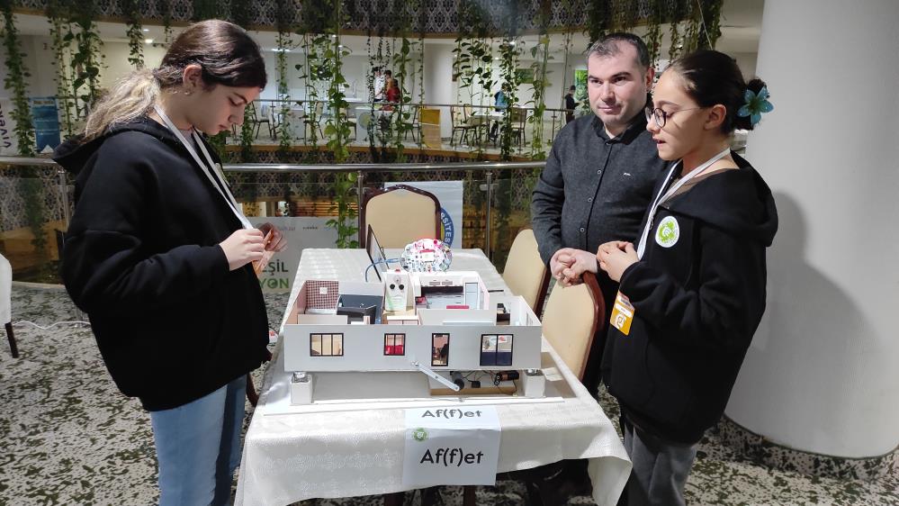 Şırnaklı Öğrencilerden Deprem Ve Sele Örnek Proje