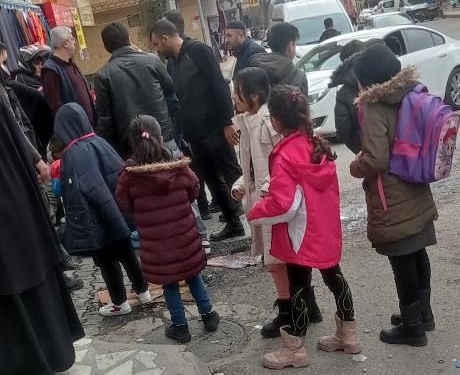 Siirt’te Karşıya Geçmeye Çalışan Çocuğa Araç Çarptı