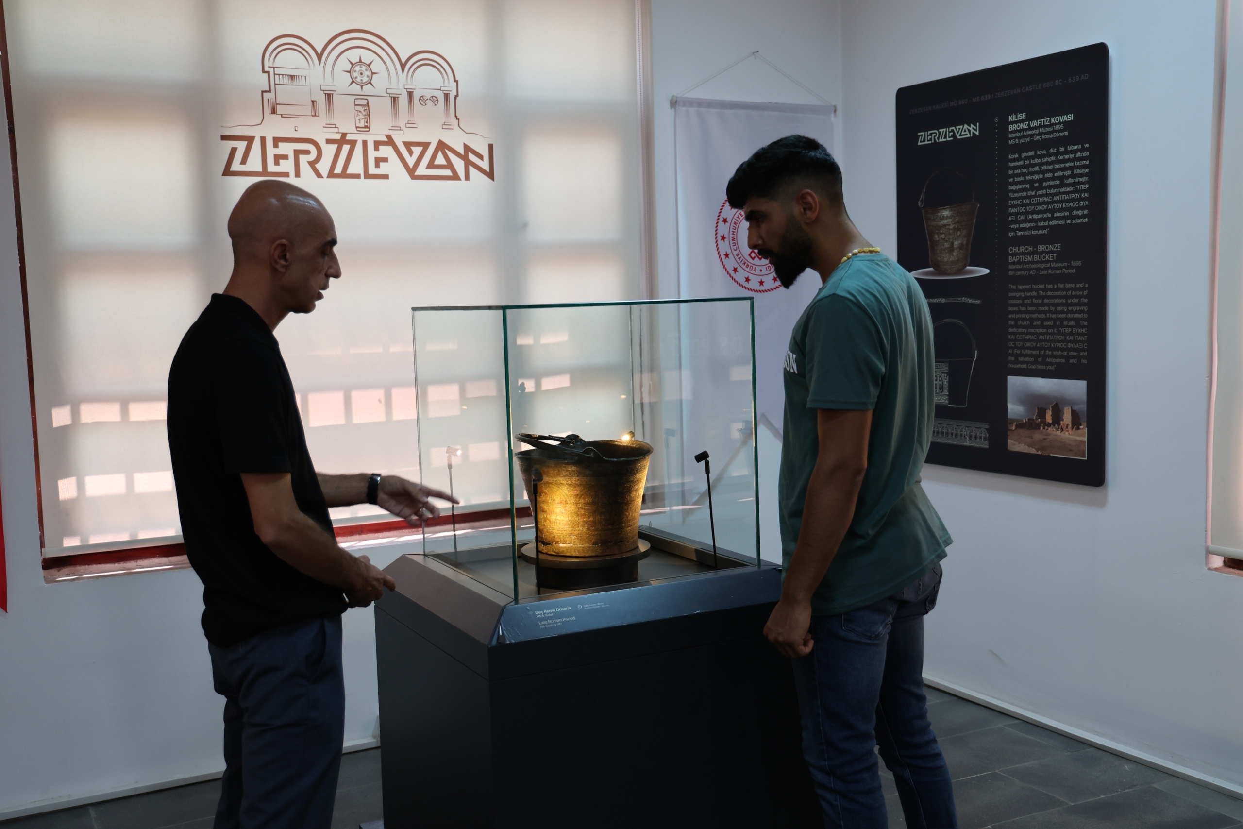 Asırlık Vaftiz Kovası Ziyaretçilerin Gözdesi