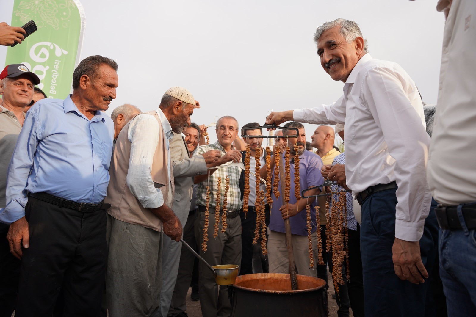 Kahta 1. Bağbozumu Festivali'nde Renkli Görüntüler 3 Kahta 1. Bağbozumu Festivali'nde Renkli Görüntüler