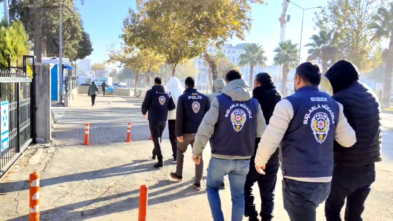 Sahte Borsacılar Yakayı Ele Verdi: 4 Gözaltı