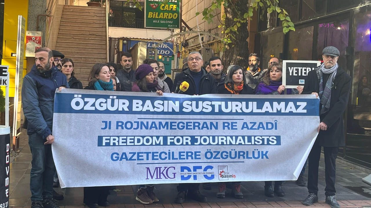 Diyarbakır’da Gazetecilerin Gözaltına Alınmasına Tepki