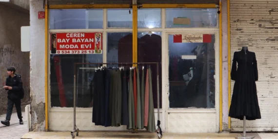 Terziler Yeni Ürün Yerine Tamirat Yapıyor