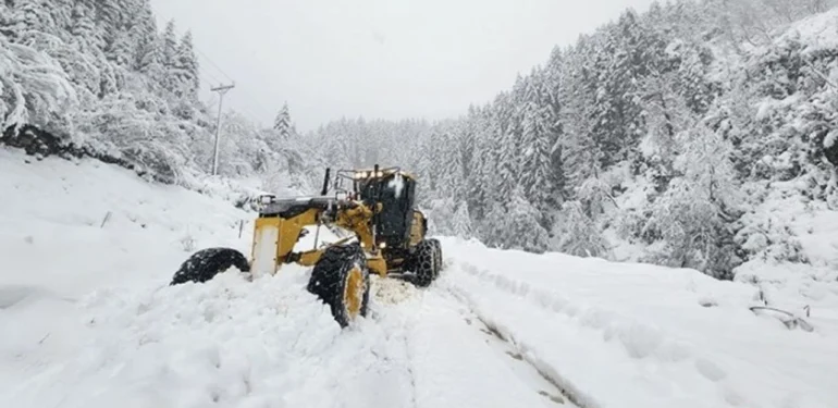 Meteoroloji Yurt Geneli İçin Sağanak Yağış ve Kar Uyarısı Yaptı
