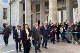 DEM PARTİ HEYETİ TBMM BAŞKANI KURTULMUŞ İLE GÖRÜŞTÜ