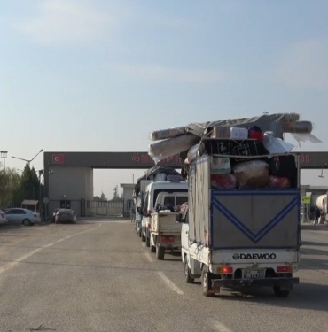 SURİYELİLERİN ÜLKELERİNE DÖNÜŞÜ DEVAM EDİYOR