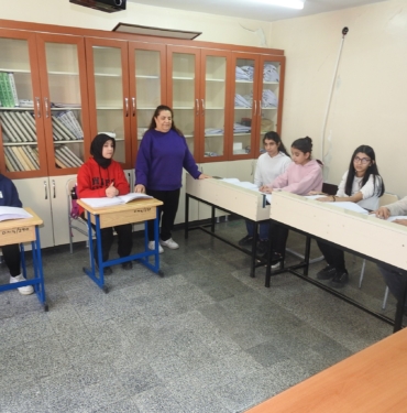 GÖRME ENGELLİ ÖĞRETMEN ÇİFT, ÖĞRENCİLERİ GELECEĞE HAZIRLIYOR