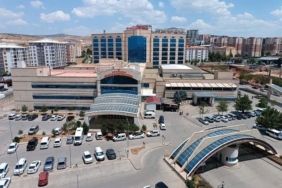 SİİRT'TE 2024 YILINDA 1 MİLYON 245 BİN 327 KİŞİ TEDAVİ GÖRDÜ