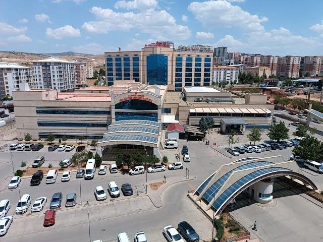 300 Bin Nüfuslu Siirt'te 1 Milyon 245 bin 327 Defa Hastaneye Gidildi