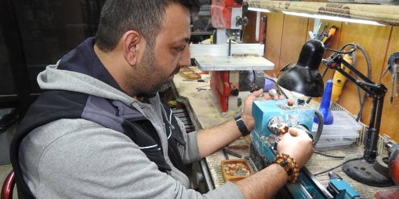 Hobi Olarak Başladığı Tespih Üretimi Mesleği Haline Geldi