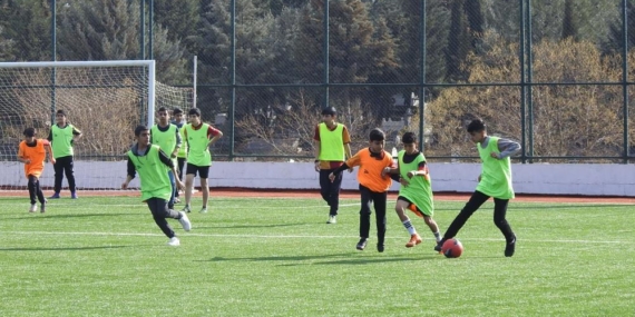 Gaziantep’te ‘Haydi Sokaktan Sahaya’ Projesi ile Geleceğin Futbolcuları Yetiştirilecek