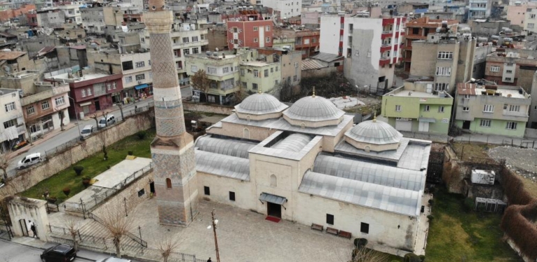 Siirt’te 9 Asırlık Cami Yıllara Meydan Okuyor