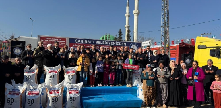 Şahinbey Belediyesinden Besicilere 7 Bin Ton Yem Desteği