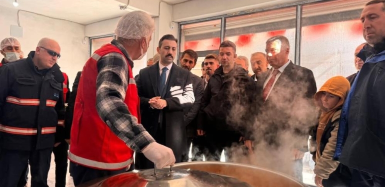 Mardin’de Günlük 300 Kişiye Yemek Yardımı Yapan Aş Evinin Açılışı Gerçekleştirildi