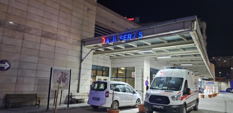 Düğünde Havaya Ateş Açıldı, 16 Yaşındaki Çocuk Yaralandı