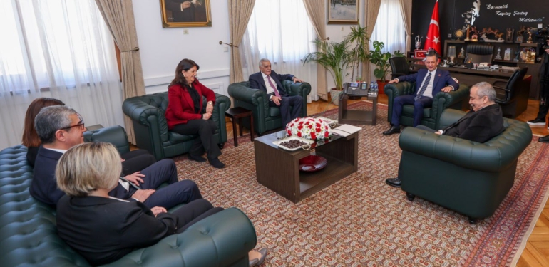 DEM Parti İmralı Heyeti Özgür Özel’i Ziyaret Etti