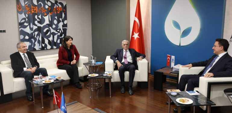 DEM Parti İmralı Heyeti CHP, DEVA Partisi ve Yeniden Refah Partisi ile Görüştü