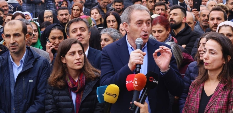 DEM Parti Eş Genel Başkanı Tuncer Bakırhan Siirt’e Geliyor