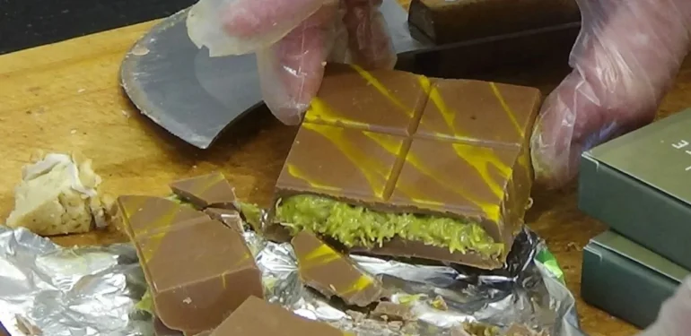 Bakanlık Yeni Listeyi Paylaştı: Fıstıkta Gıda Boyası Tespit Edildi