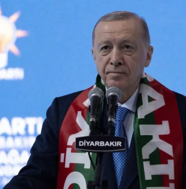 erdogan-dan-diyarbakir-da-yeni-surec-mesajlari-yeni-ve-onemli-bir-firsat-penceresi-acildi