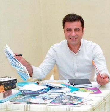selahattin-demirtas-min-1200x799