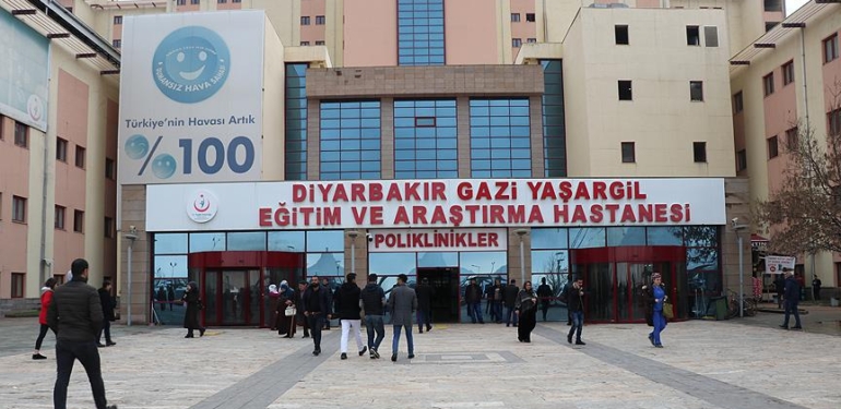 Diyarbakır’da “Bıçak Parası” Skandalı: KBB Uzmanı ve Ekibi Gözaltında