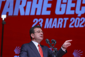 CHP GENEL BAŞKANI ÖZGÜR ÖZEL, ÖN SEÇİM TOPLANTISINDA KONU