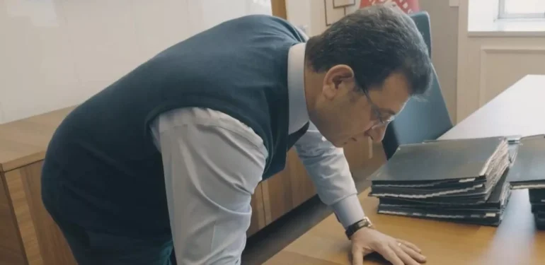 İmamoğlu Cumhurbaşkanı Adayı Olmak İçin Resmi Başvuruyu Yaptı