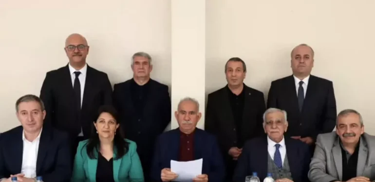 Öcalan, PKK’ya Silah Bırakma Çağrısında Bulundu