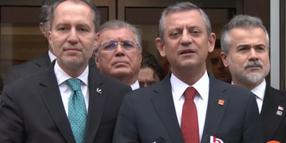 Özel’den Öcalan Çağrısına İlişkin Değerlendirme: “Başı Sonu Demokratikleşmedir”