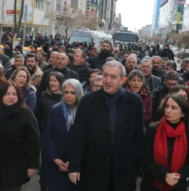 c7f536b5-c79b-42cc-acca-a4d495031084