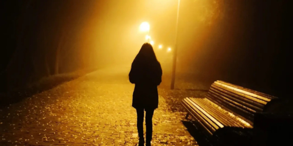 Araştırma: Kadınların Yüzde 26’sı Gece Yalnız Yürürken ‘Güvensiz’ Hissediyor