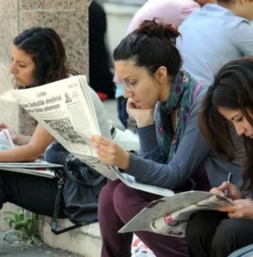 turkiyede-en-cok-kadinlar-ve-gencler-issiz1