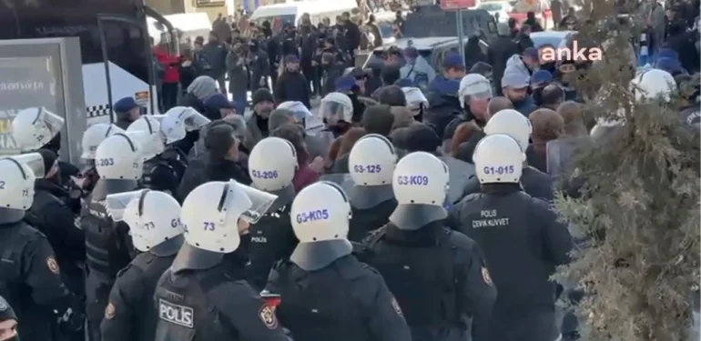 Van’da Kayyum Gerginliği: 219 Gözaltı