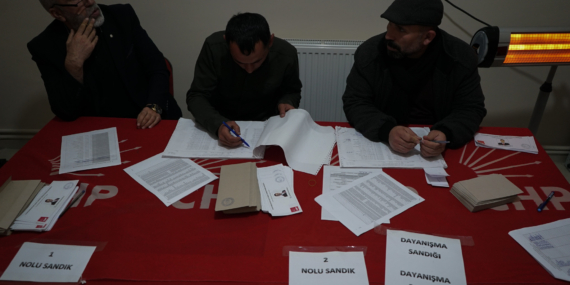 CHP’de Ön Seçim | İmamoğlu’nun Adaylığı İçin Sandığa Gidildi