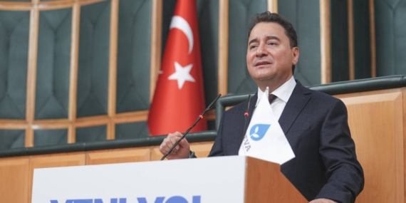 Ali Babacan: Kürtçeden Korkup Yayını Kestiler