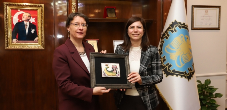 Fransa Büyükelçisi Dumont’tan Büyükşehir Belediyesine Ziyaret