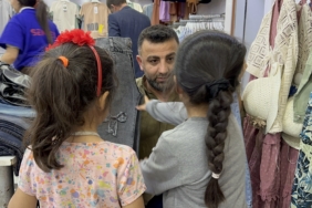 GÖNÜLLÜ ÖĞRETMENLER 800 DEPREMZEDE VE YETİM ÇOCUĞA BAYRAM SEVİNCİ YAŞATTI