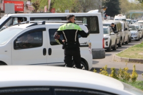 DİYARBAKIR'DA BAYRAM TRAFİĞİ