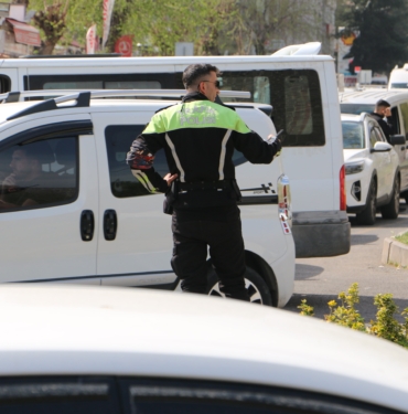 DİYARBAKIR'DA BAYRAM TRAFİĞİ