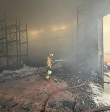 Cizre'de Çıkan Yangında Fabrika Küle Döndü