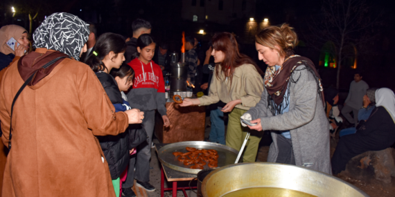“Yerinde Çözüm” Stantlarında Talep ve Öneriler Dinlendi