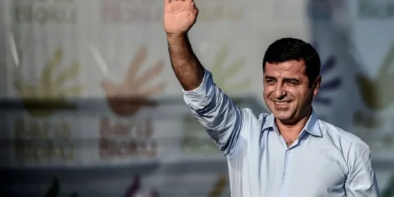 Demirtaş’tan Mesaj: “İç Cepheyi Güçlendirelim, Adaleti Tesis Edelim”